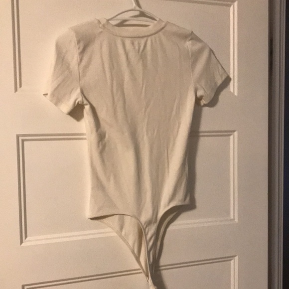 American eagle white tshirt bodysuit - Picture 5 of 5